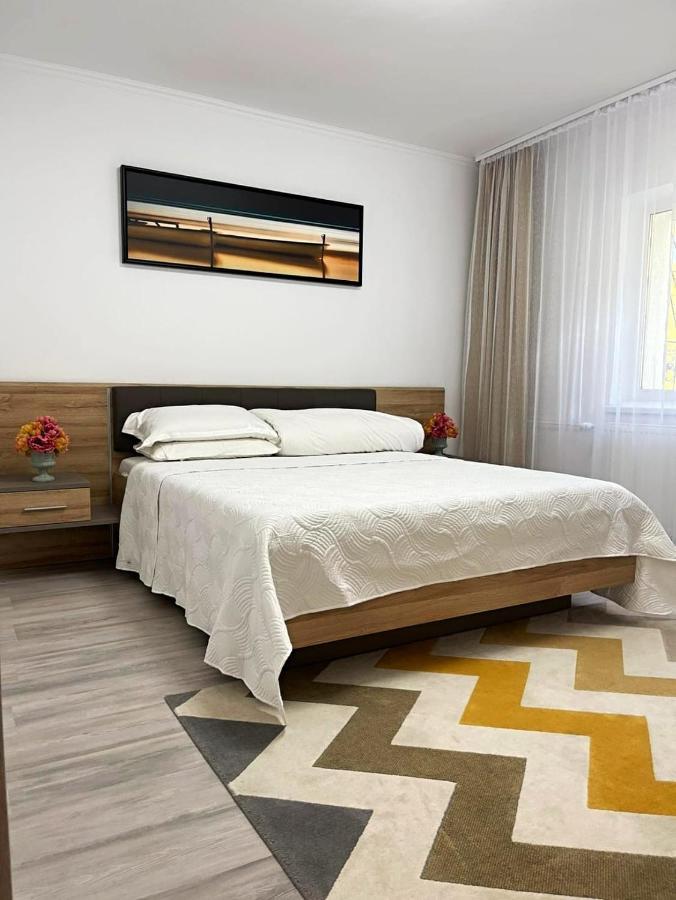 Start Apartments 1 Bukarest Kültér fotó